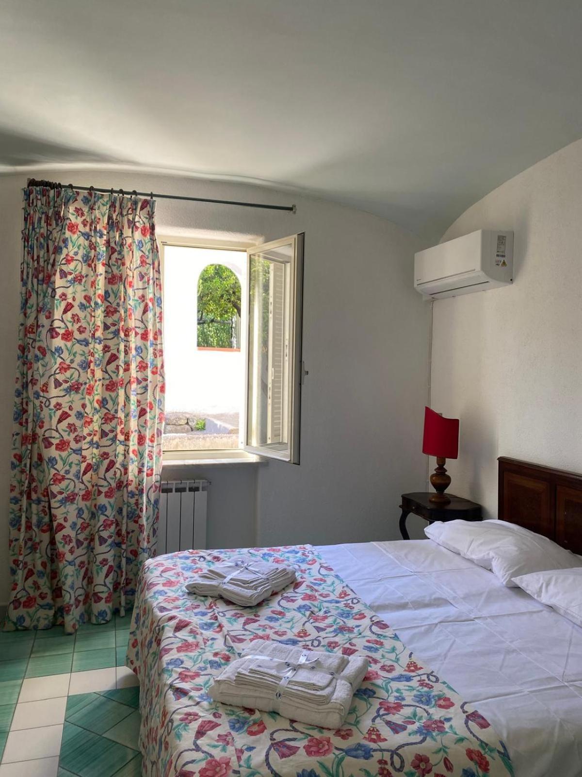 Il Vitigno Di Dioniso Hotel Forio  Ngoại thất bức ảnh